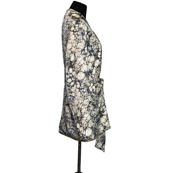 Forever 21 blue cream print long sleeves belted blazer coat size Medium - Picture 7 of 14